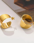 Elara Hoop