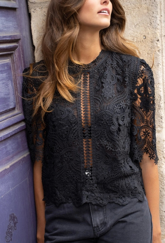 Elaine Short Sleeve Lace Blouse