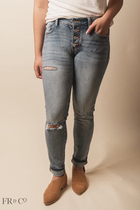 Sawyer Distressed Jean