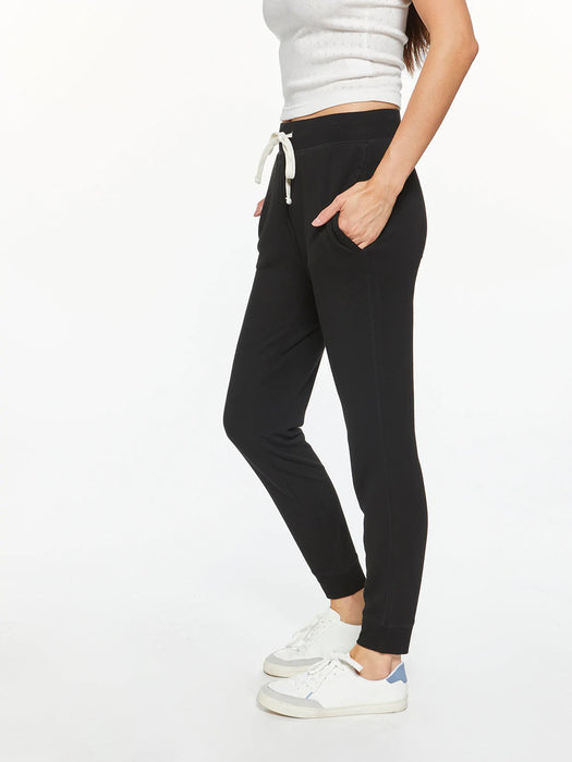 Emilia Joggers